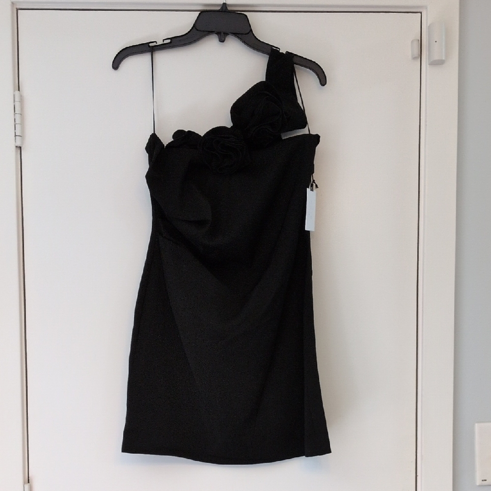 Astr The Label Black Corsage Floral Rosette Halter Mini Dress Medium New w Tags